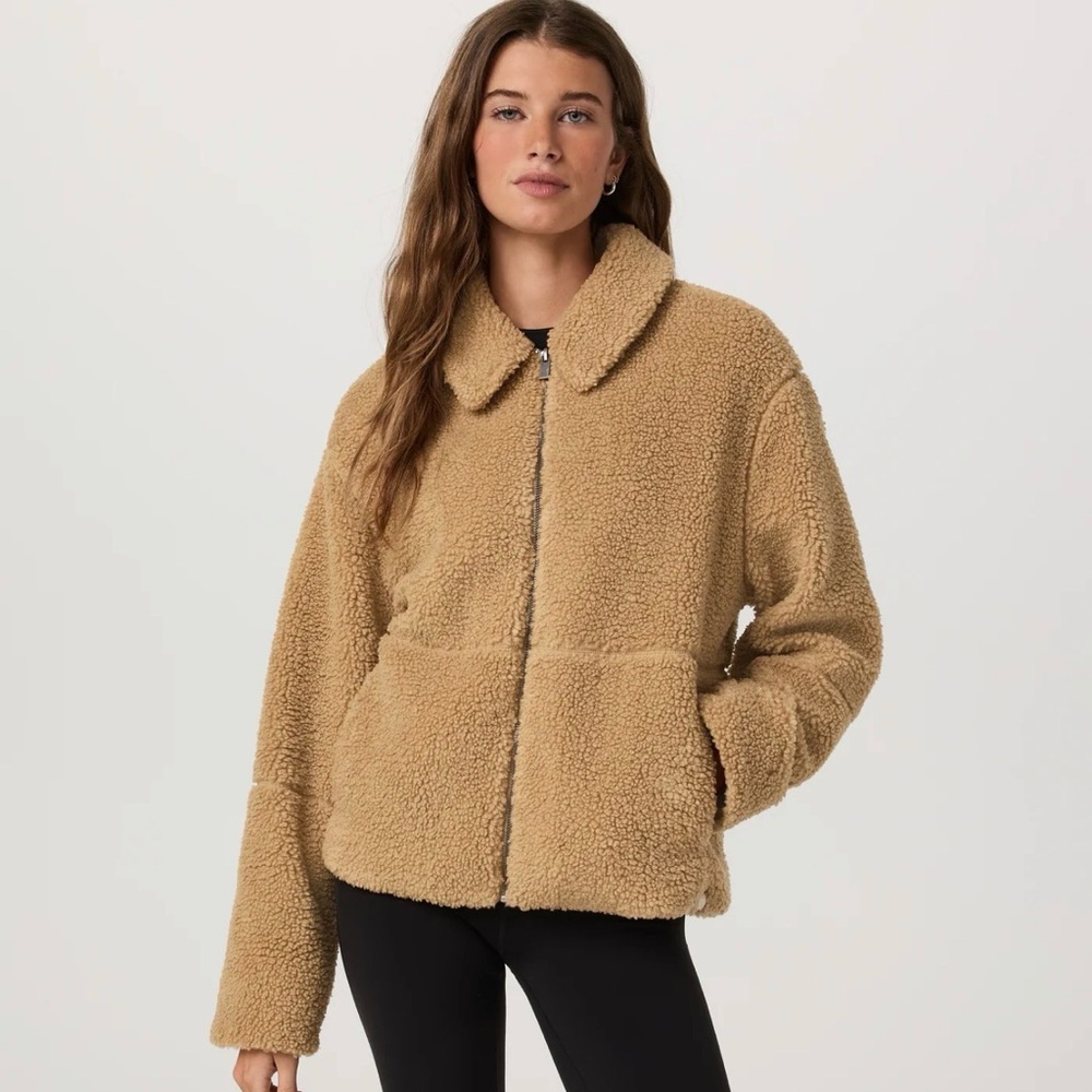 Vuori Sherpa Jacket. - Picture 3 of 3